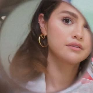 Profile Banner of Selena Gomez